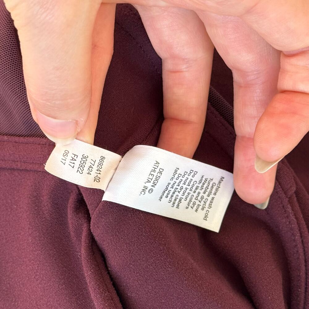 Athleta High Rise Leggings Laser Cut Mesh Trim Burgundy Sz S Yoga Gym - Picture 7 of 10
